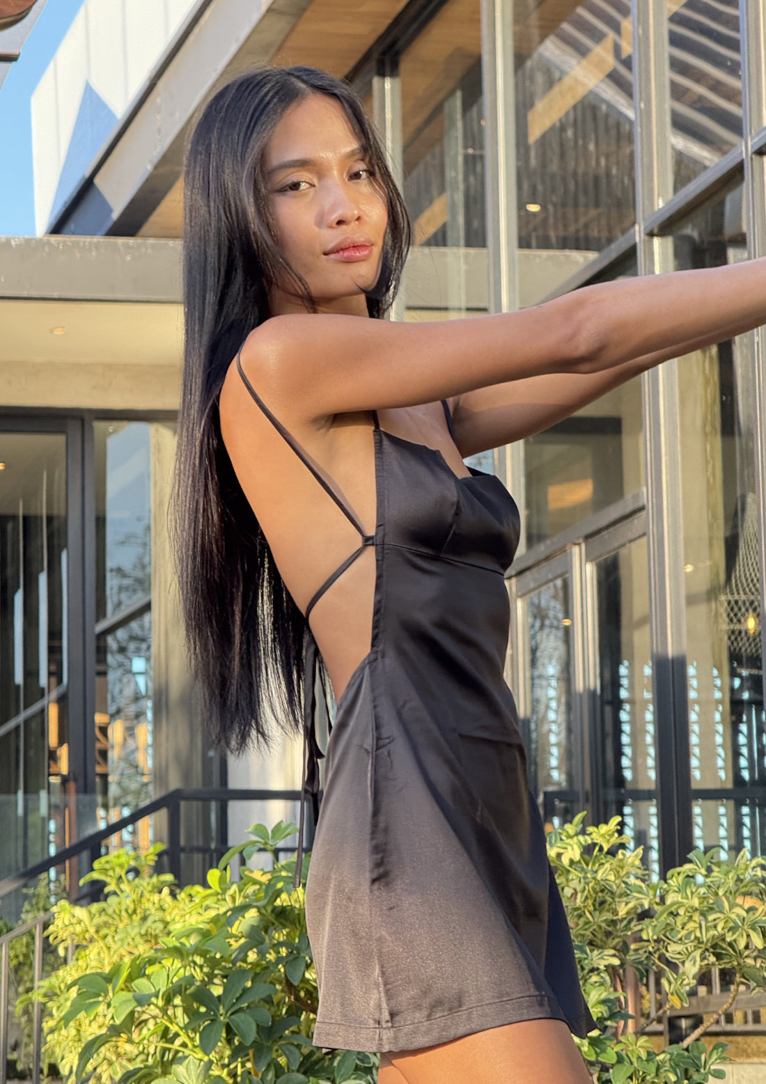 Gaun Mini Selene — Midnight