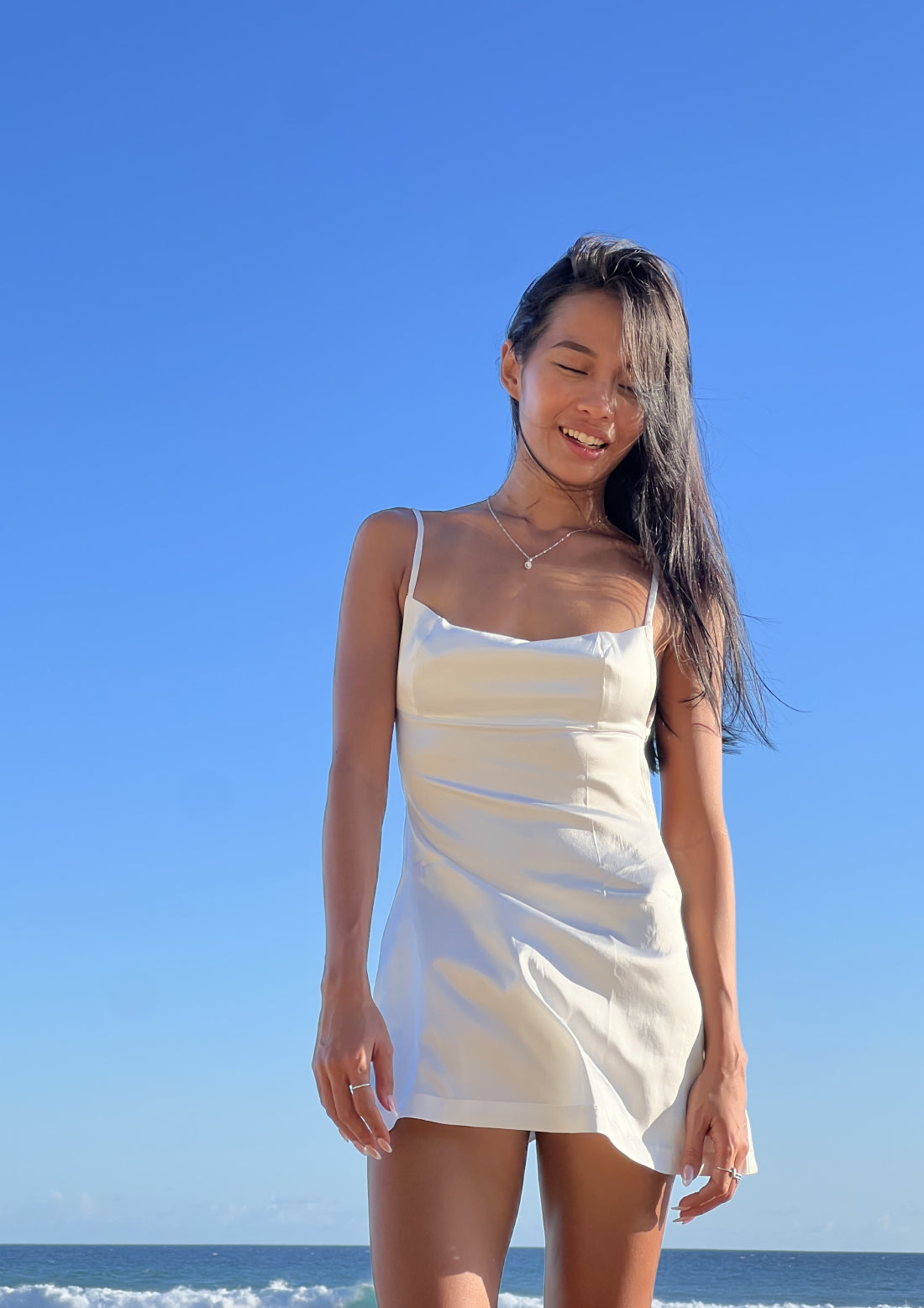 Gaun Mini Selene — Off-White