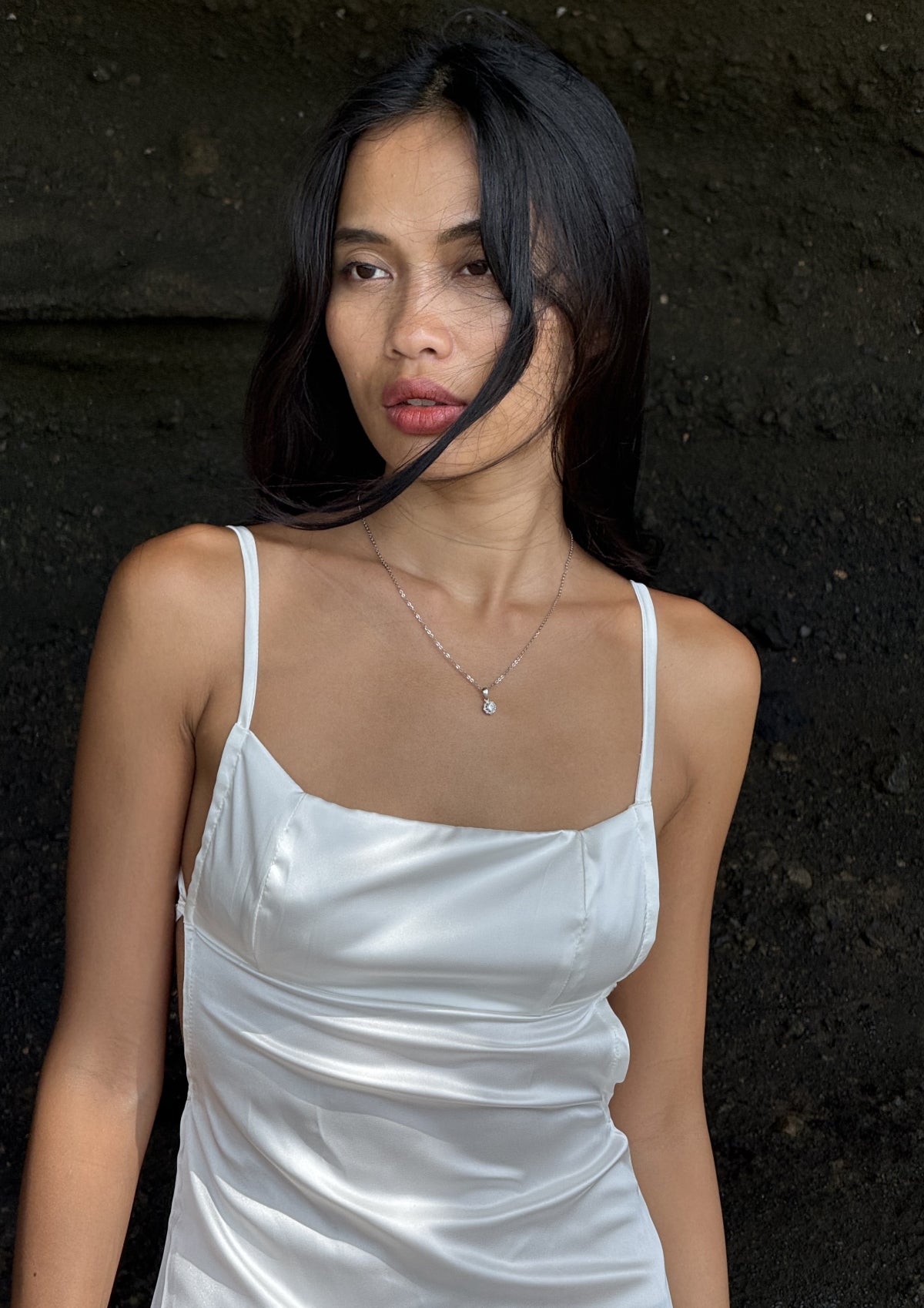 Gaun Selene — Off-White